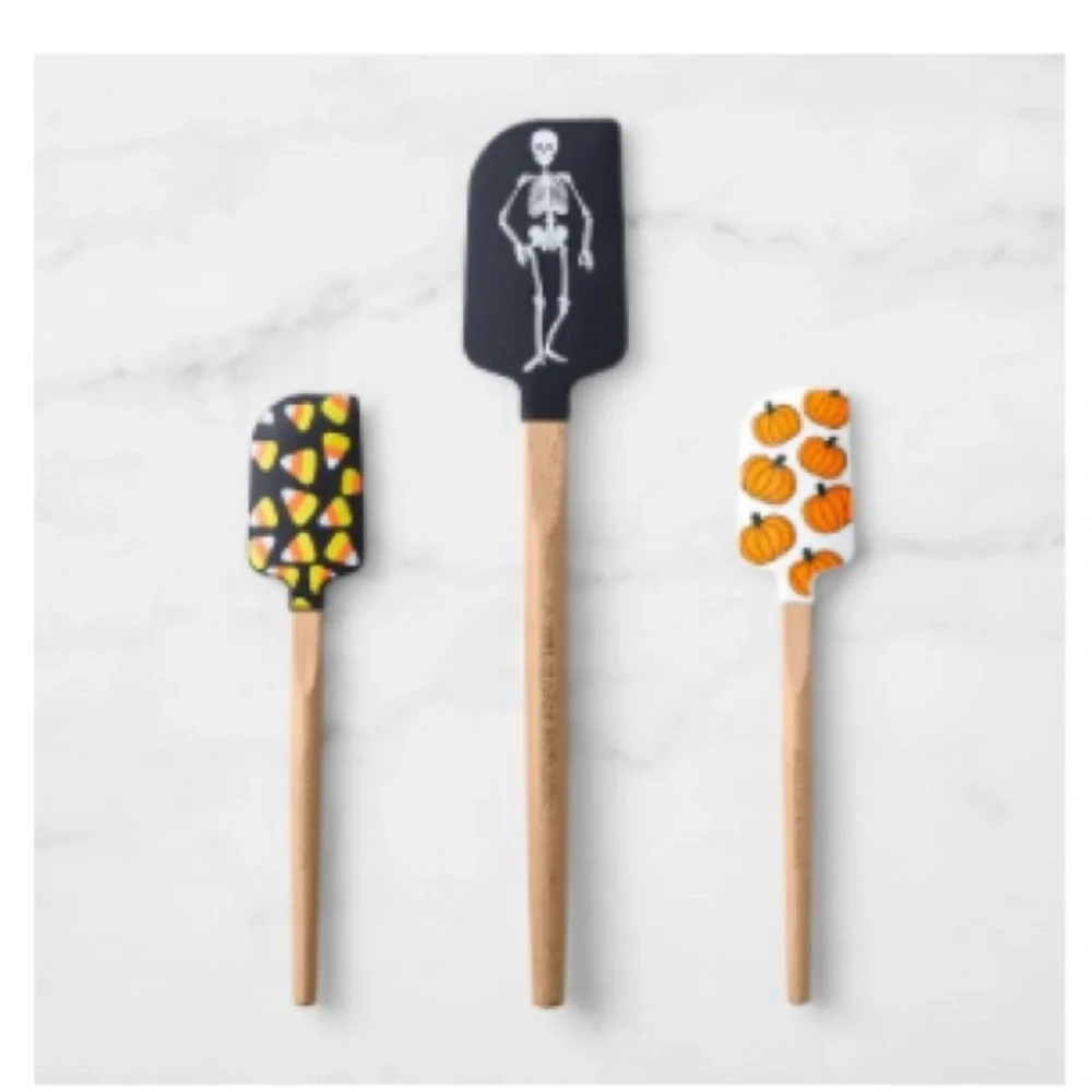 Williams Sonoma Black Silicone Skeleton Spatula with wooden handle